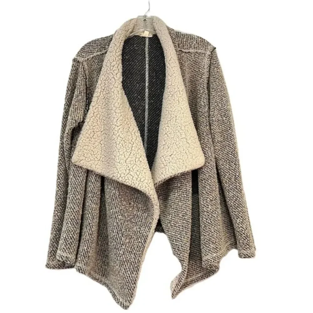 Hem & Thread Beige Sherpa Jacket/Cardigan Womens Size Large